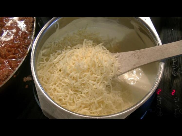 geriebenenmozarellazumfrischkäse