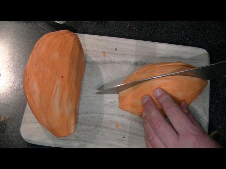 Süßkartoffeln_streifenschneiden